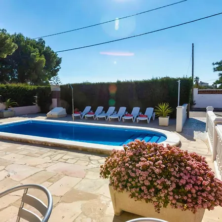 Villa En 8 Con Piscina Privada Y Aire Acondicionado - Hisp-217-215 *